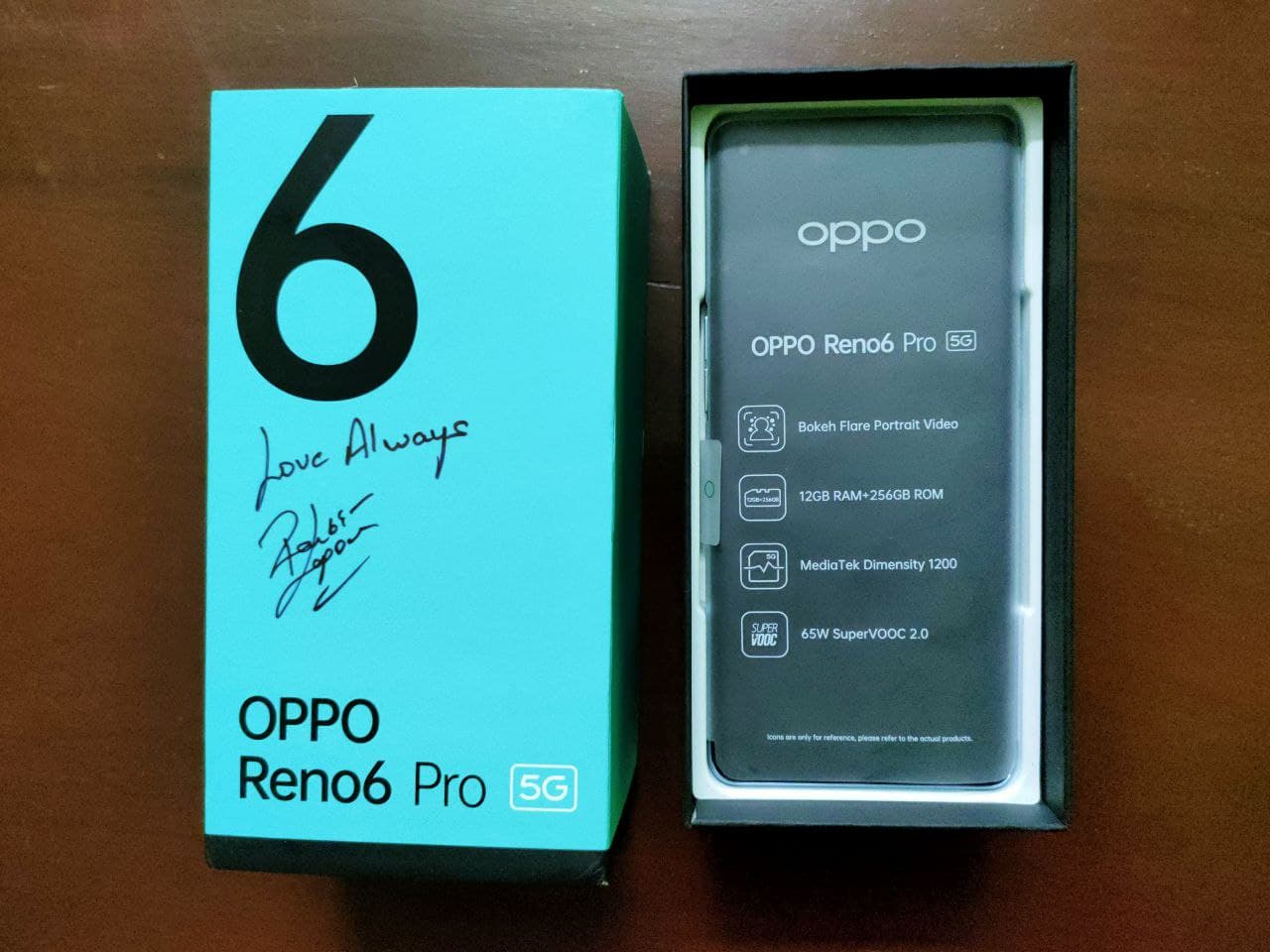 OPPO Reno 6 Pro 5G (Stellar Black, 12GB RAM, 256GB Storage), Medium  (CPH2249) : : Electronics
